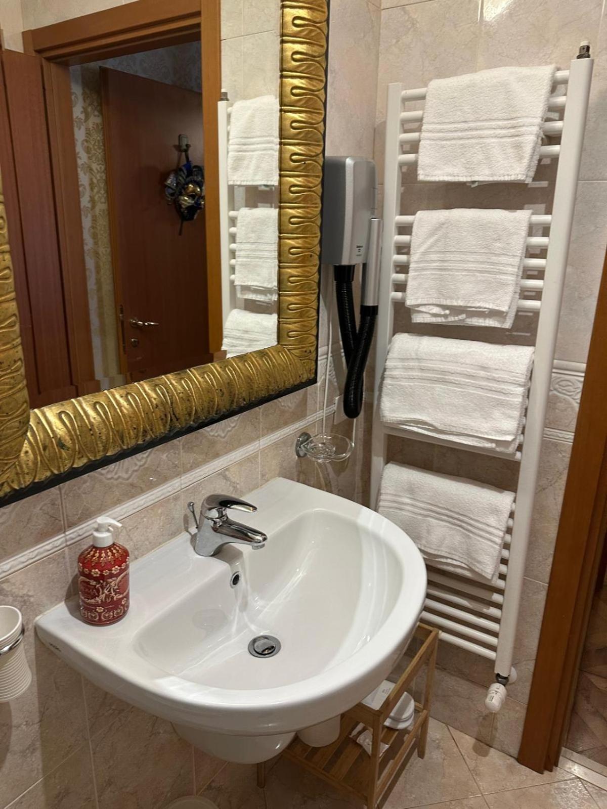 Dimora Al Doge Beato Vista Canale Bed and breakfast 2*